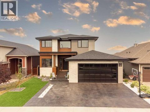 19 Stonecrest Point W Lethbridge AB T1K6W3