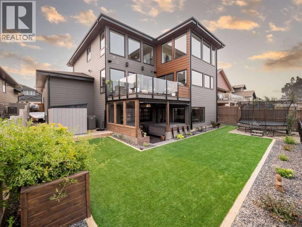 19 Stonecrest Point W