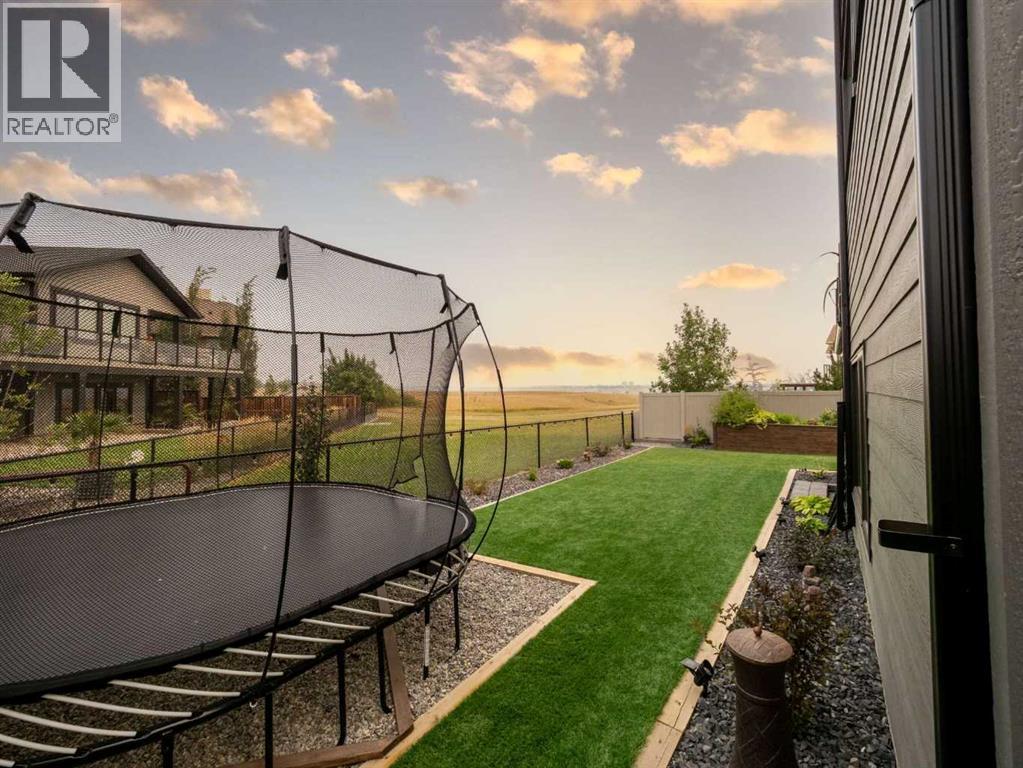 19 Stonecrest Point W