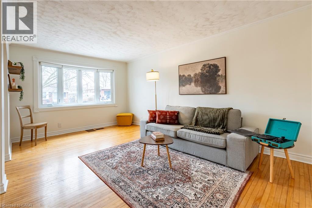 69 N LOWREY Avenue N