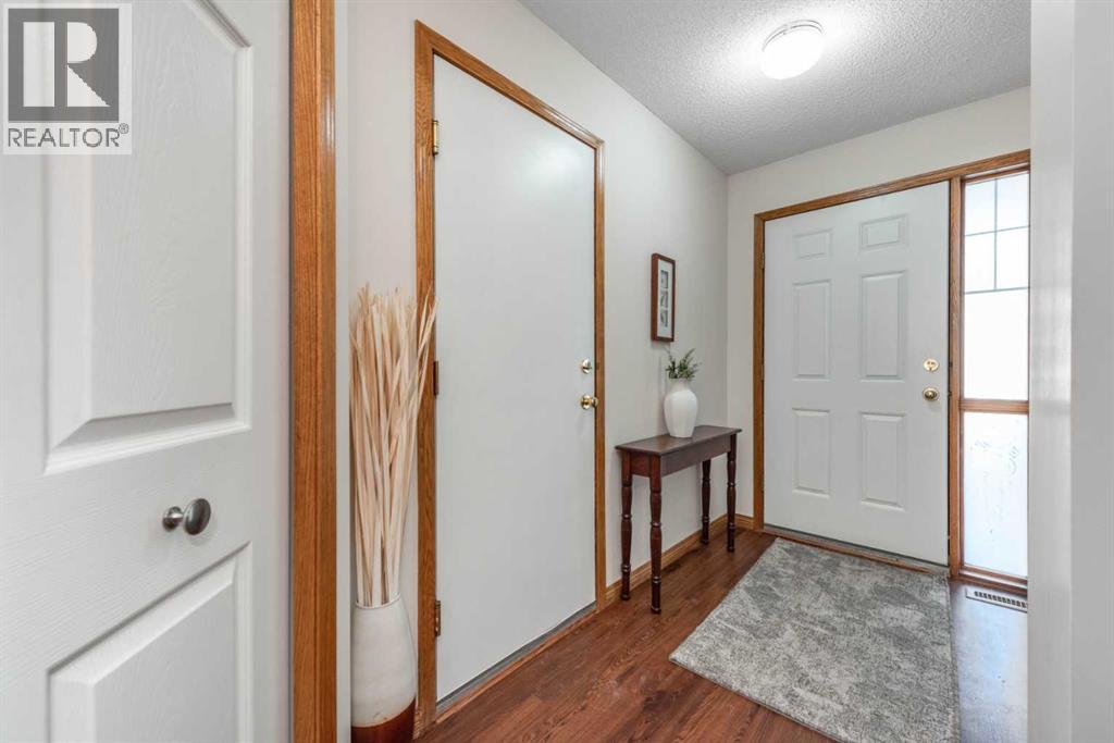 3 Chaparral Point SE