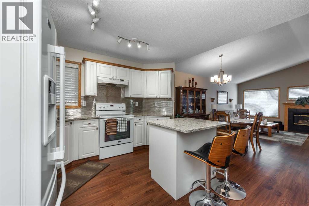 3 Chaparral Point SE