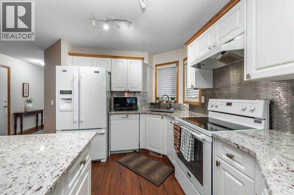 3 Chaparral Point SE