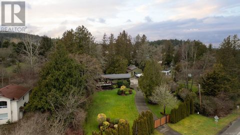 9218 Canora Rd North Saanich BC V8L1N9