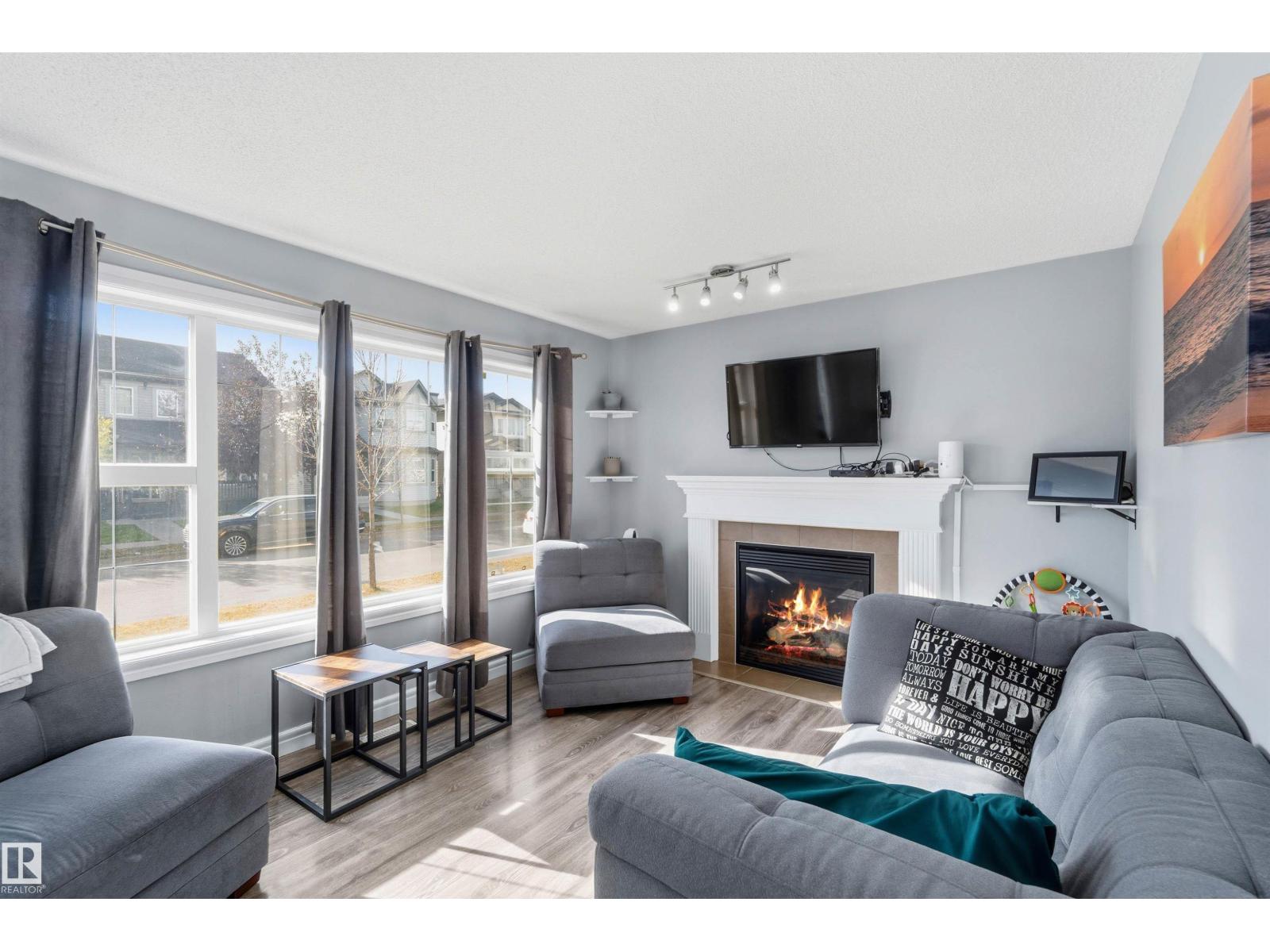 3908 161 AV NW NW