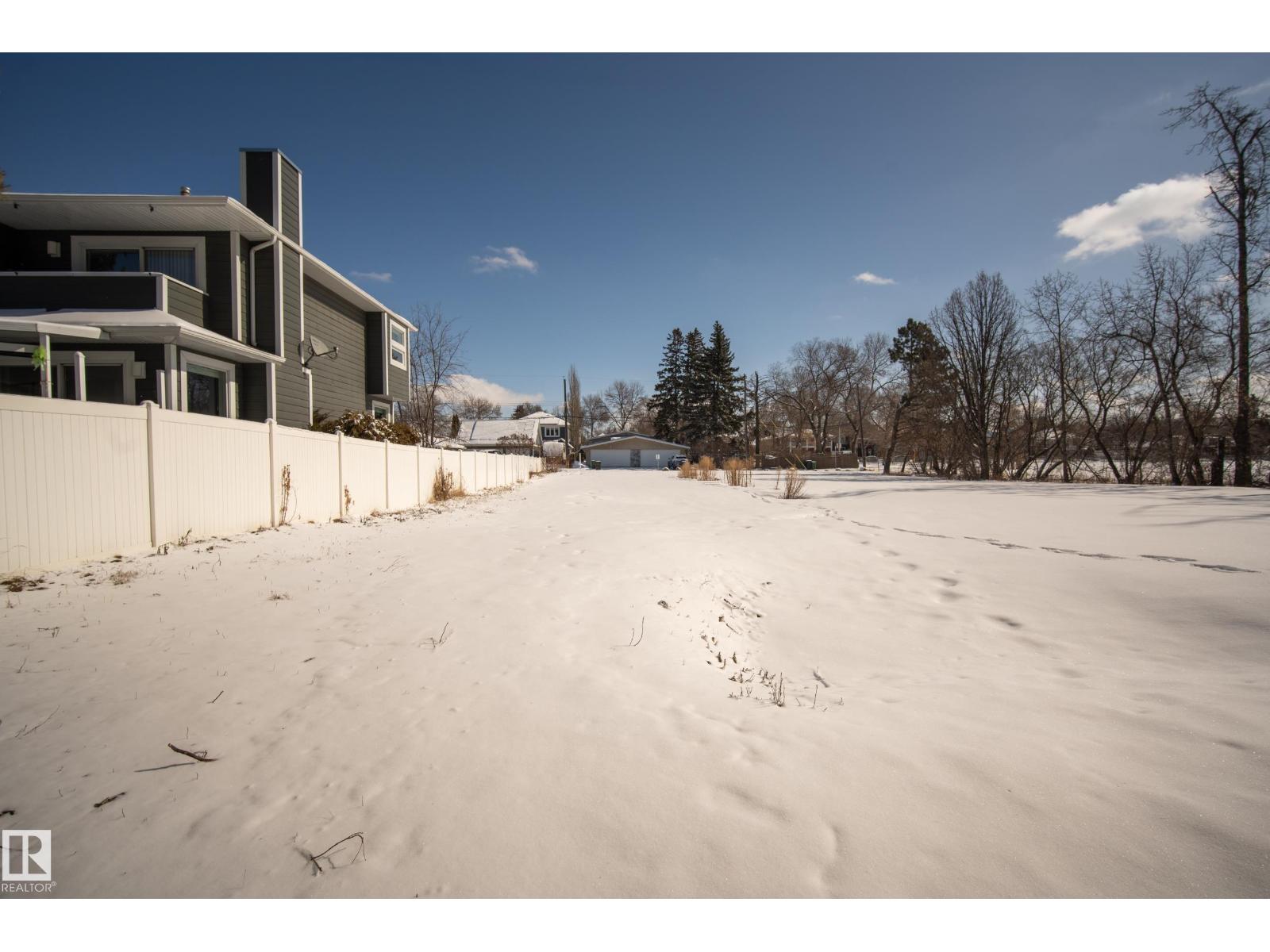 9209 96 Street NW NW