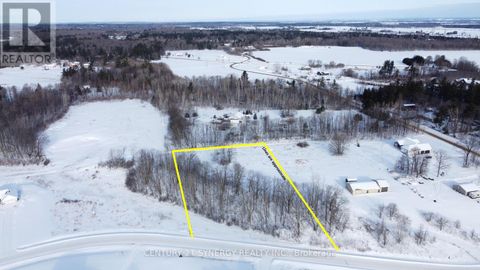 36 PAUL A BERTRAND DRIVE McNab/Braeside ON K7S3G8