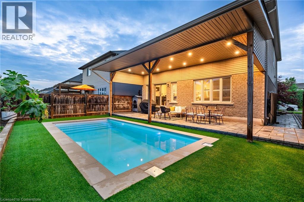 4884 ALLAN Court