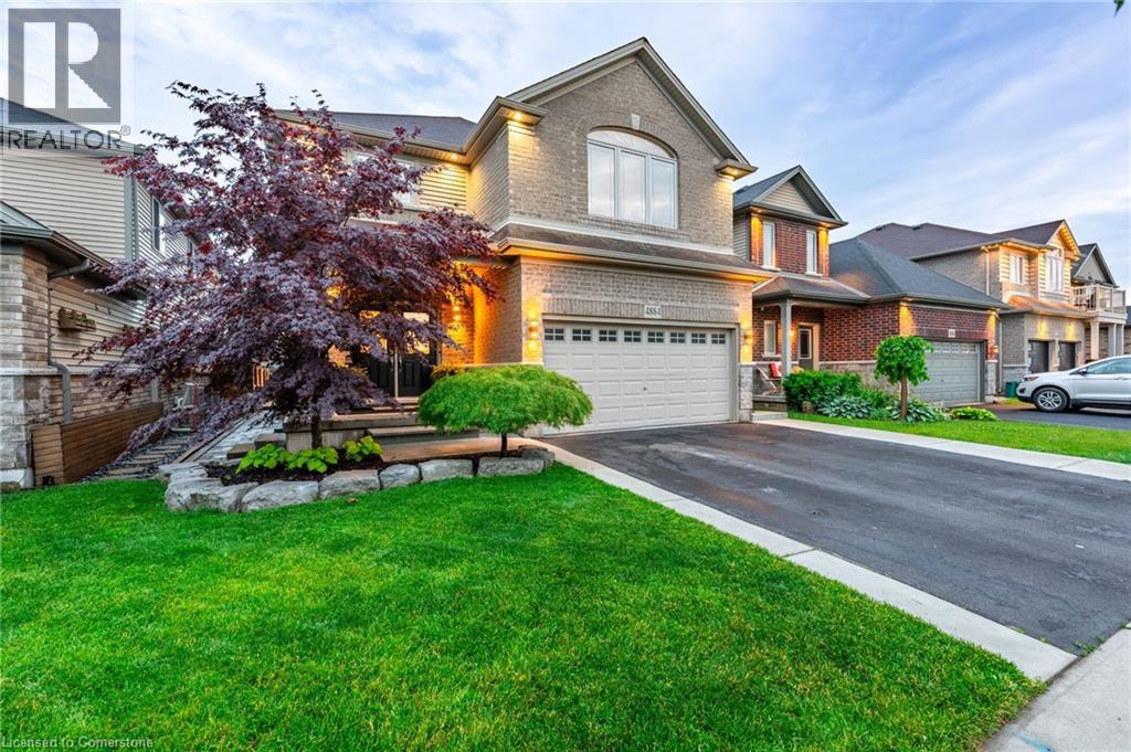4884 ALLAN Court