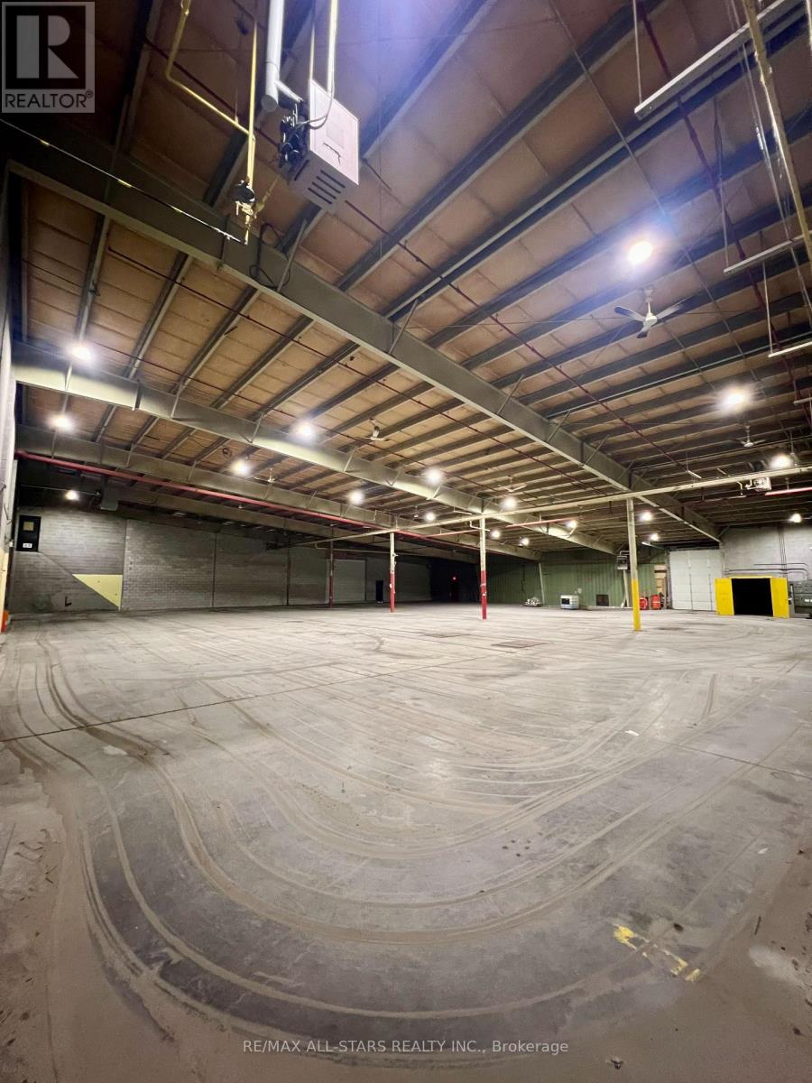 #1 - 701 BROOK ROAD N