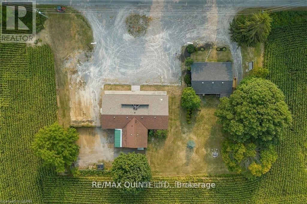 2052 COUNTY RD 18 ROAD