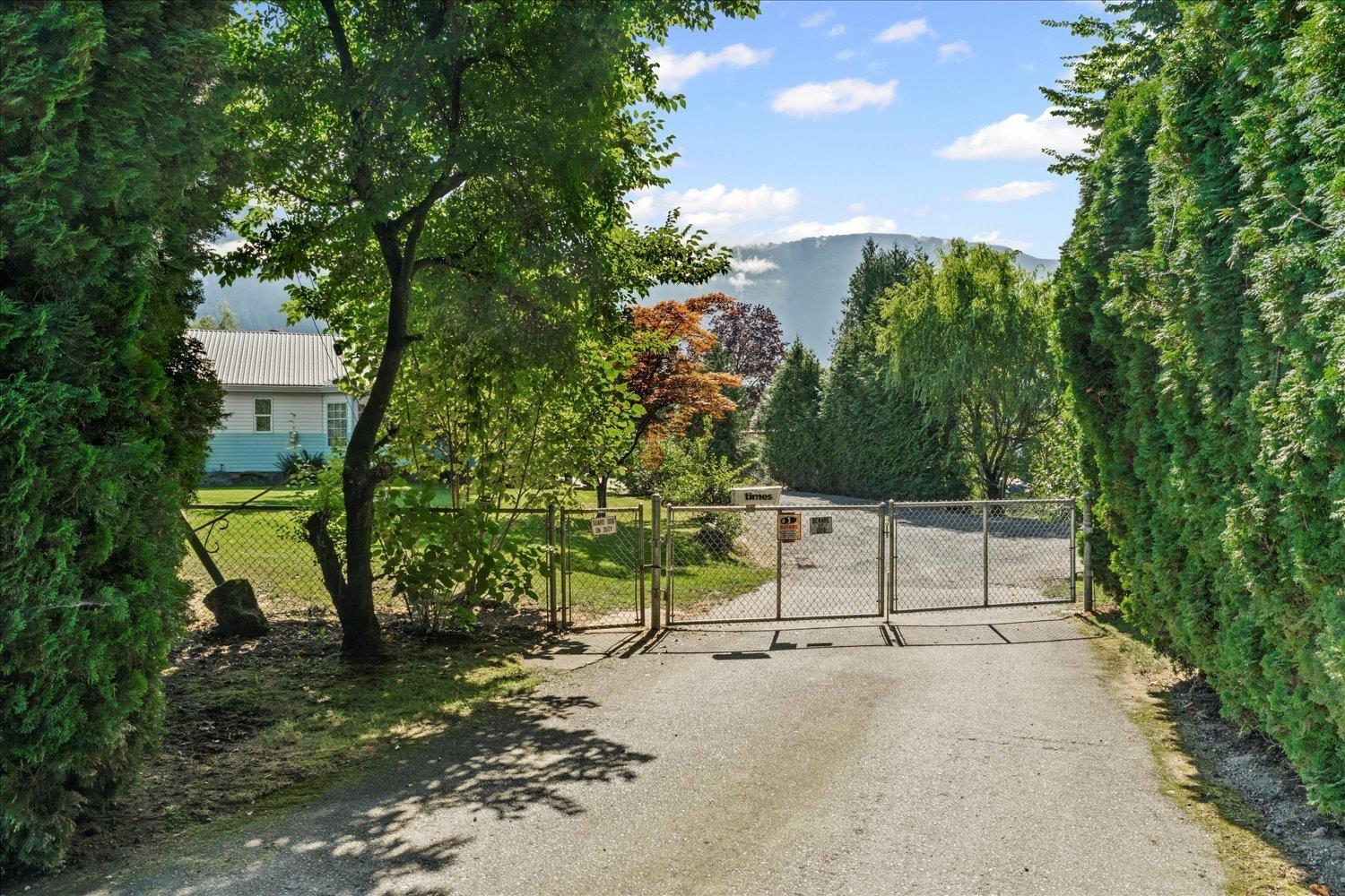 9950 NELSON ROAD|Rosedale