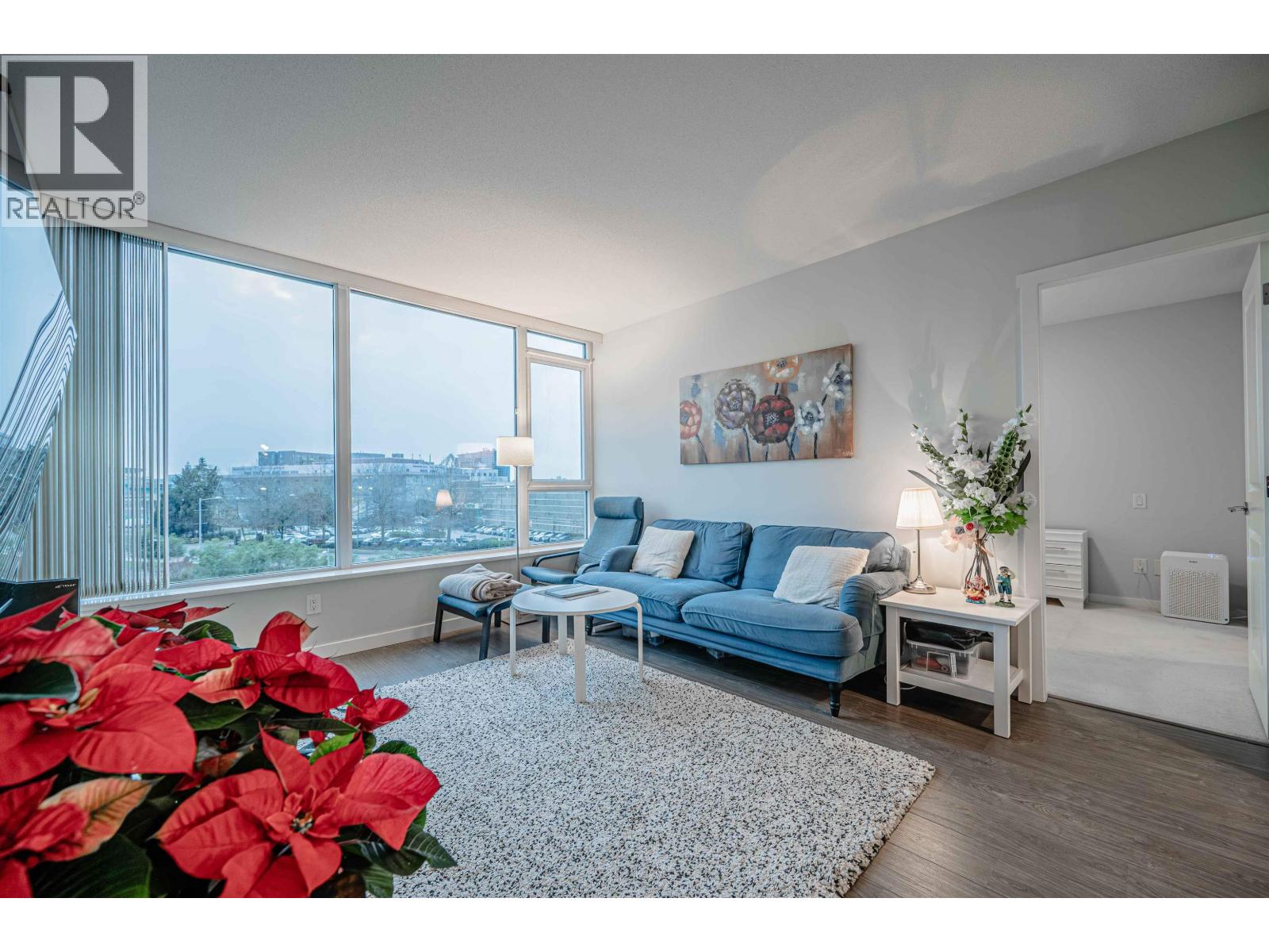 513 8333 SWEET AVENUE