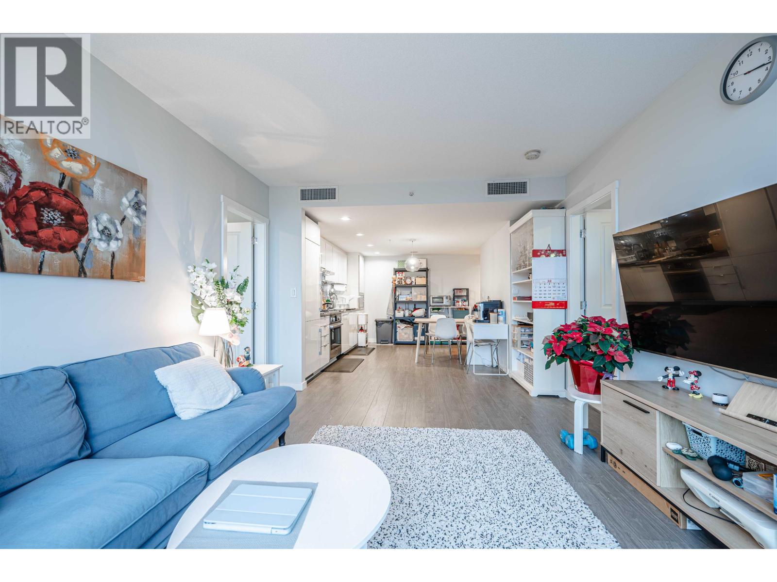 513 8333 SWEET AVENUE