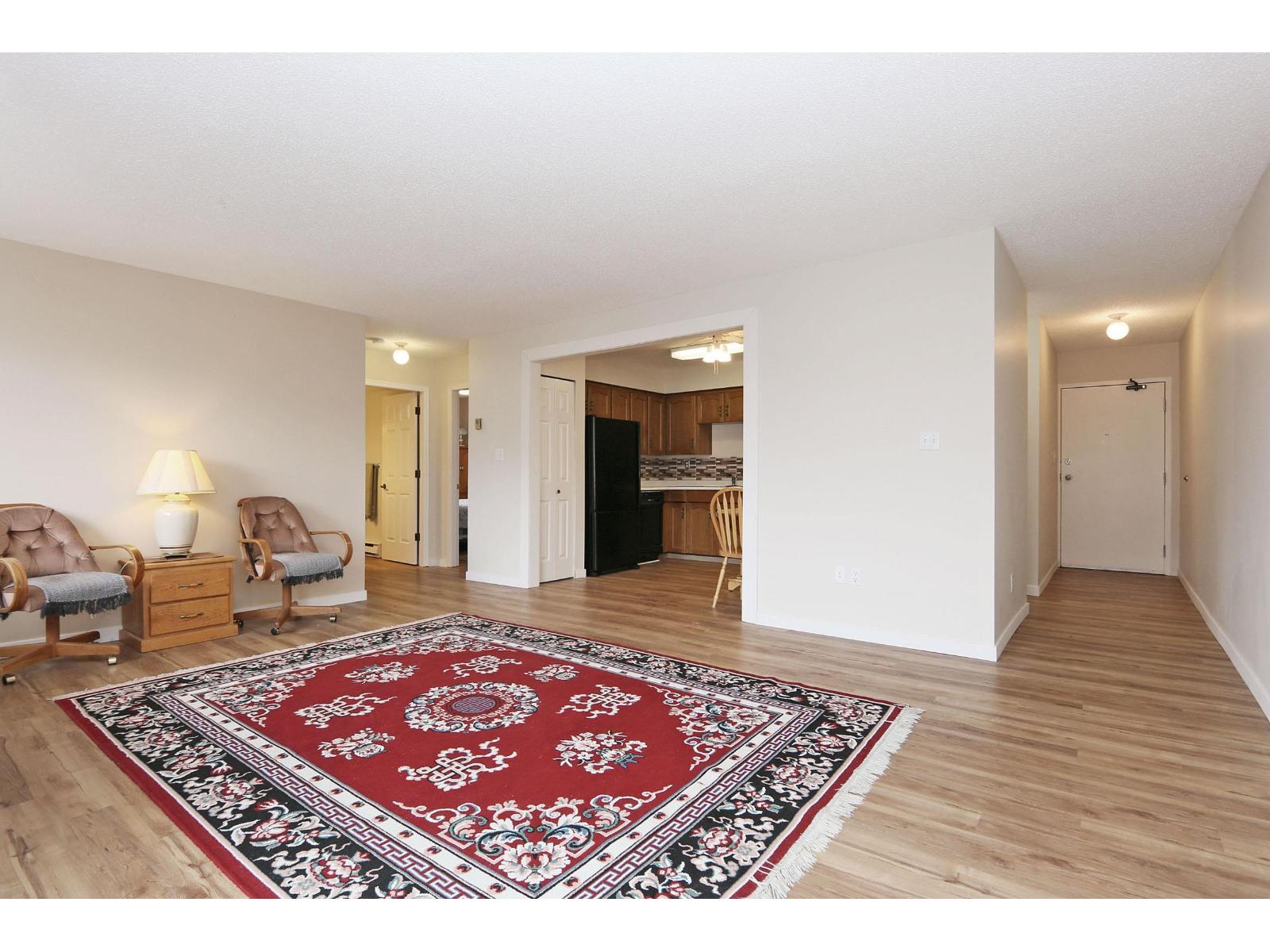 201 9417 NOWELL STREET|Chilliwack Downtown