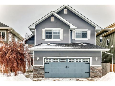 7211 ESSEX WY Sherwood Park AB T8H0L3