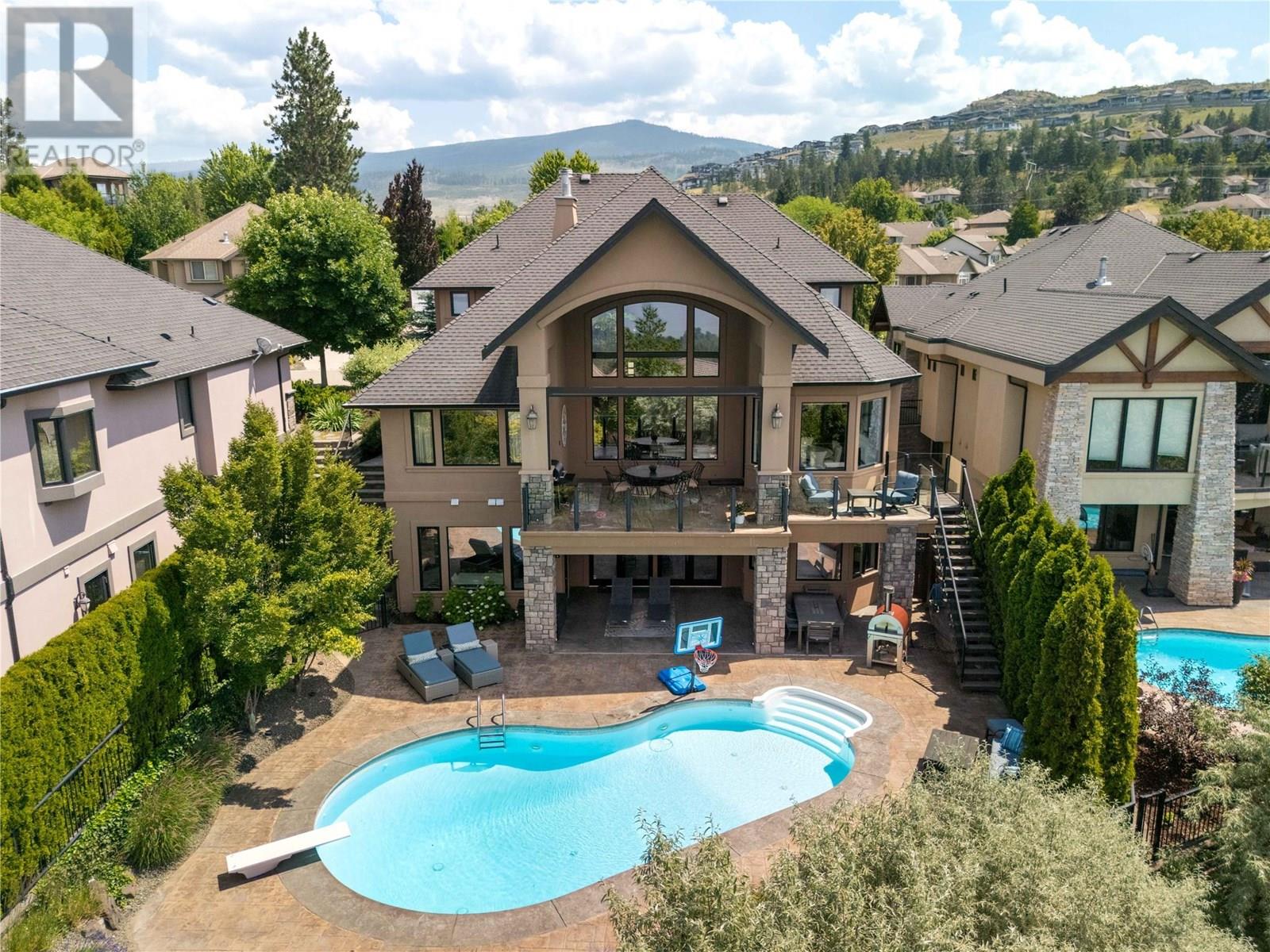 722 Marin Crescent