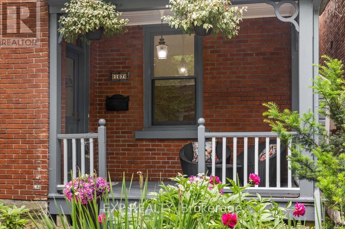 107 STANLEY AVENUE