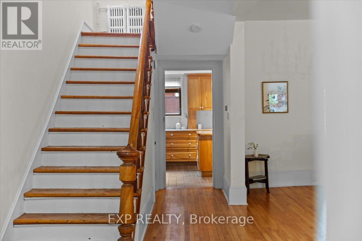 107 STANLEY AVENUE