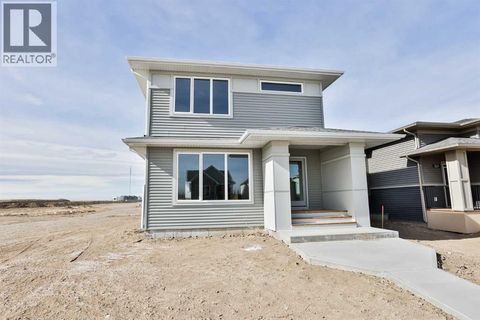 320 Aquitania Boulevard W Lethbridge AB T1J5T4