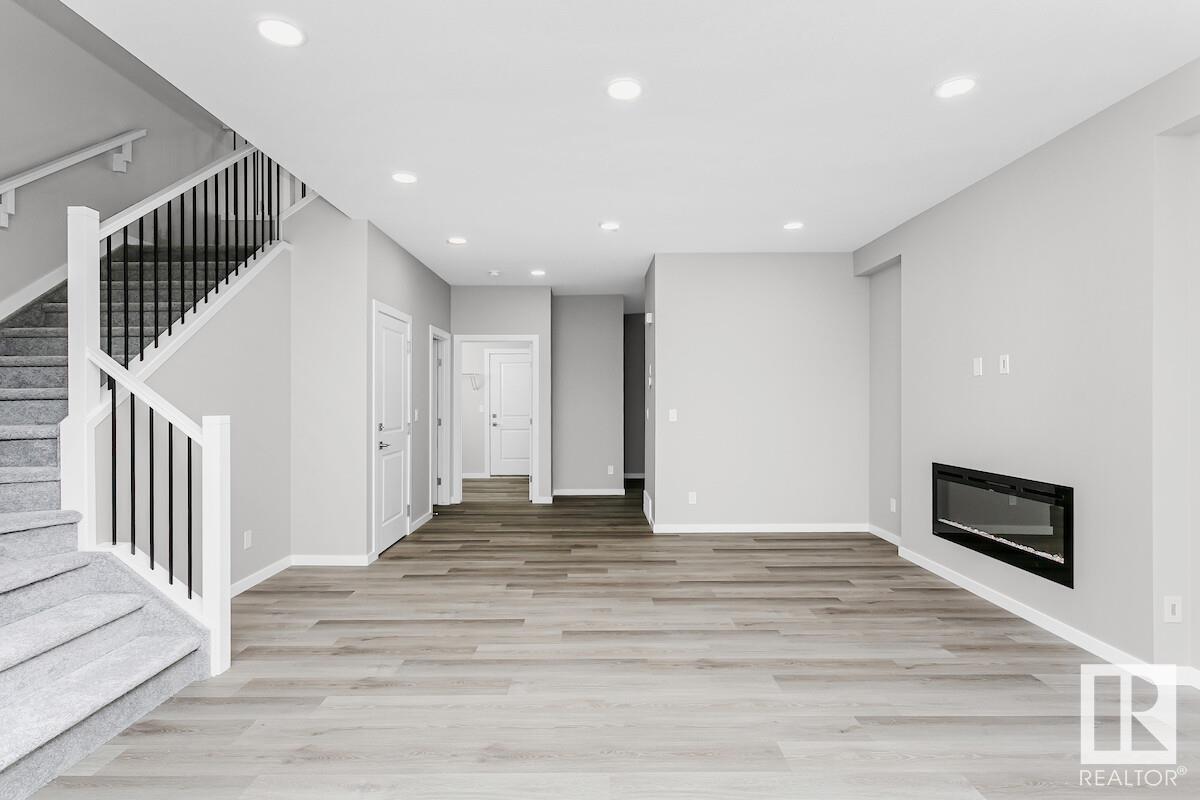 2607 5 AV SW