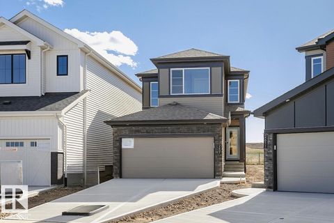 2607 5 AV SW Edmonton AB T6X3J1