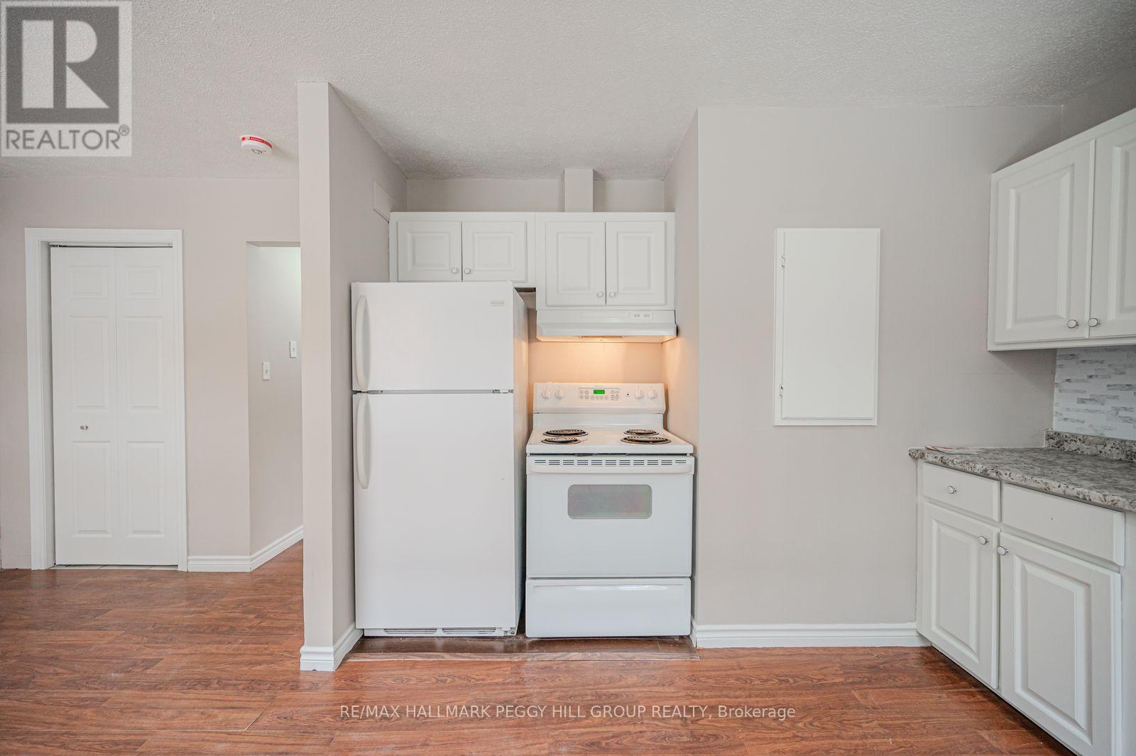 MAIN - 88 WYANDOTTE STREET