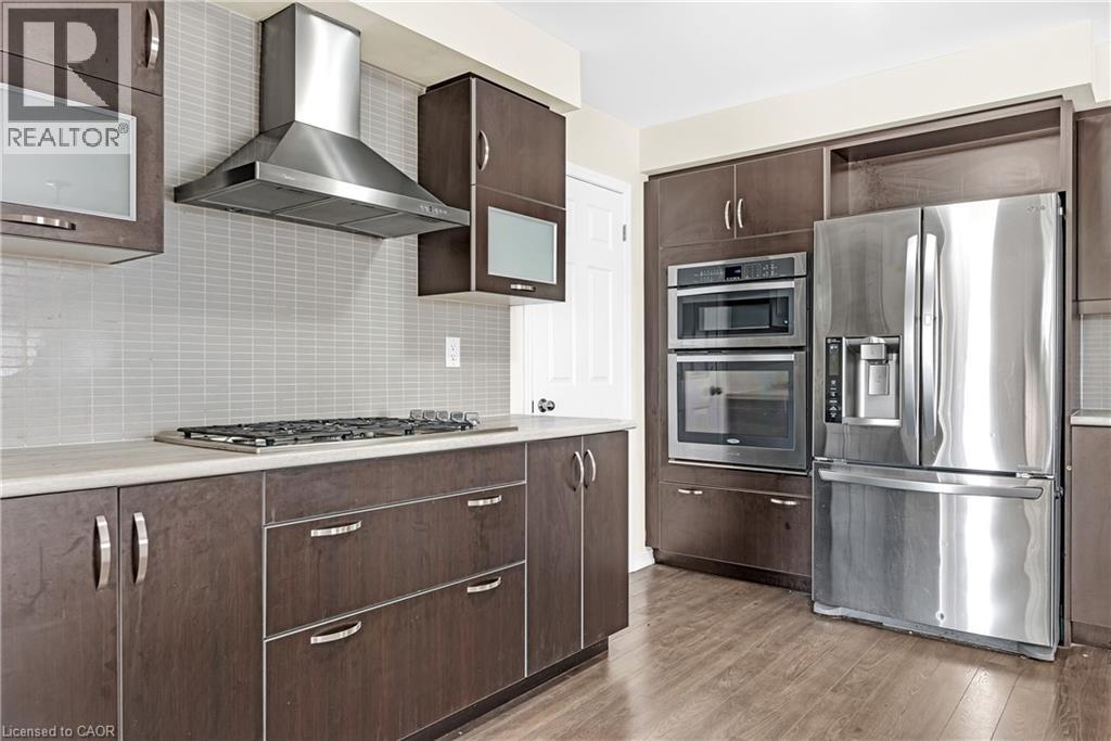 8561 DOGWOOD Crescent