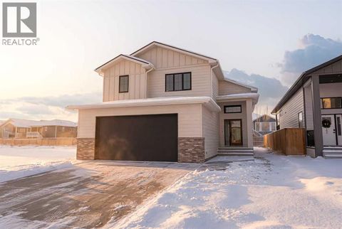 3040 21 Street Coaldale AB T1M0E9