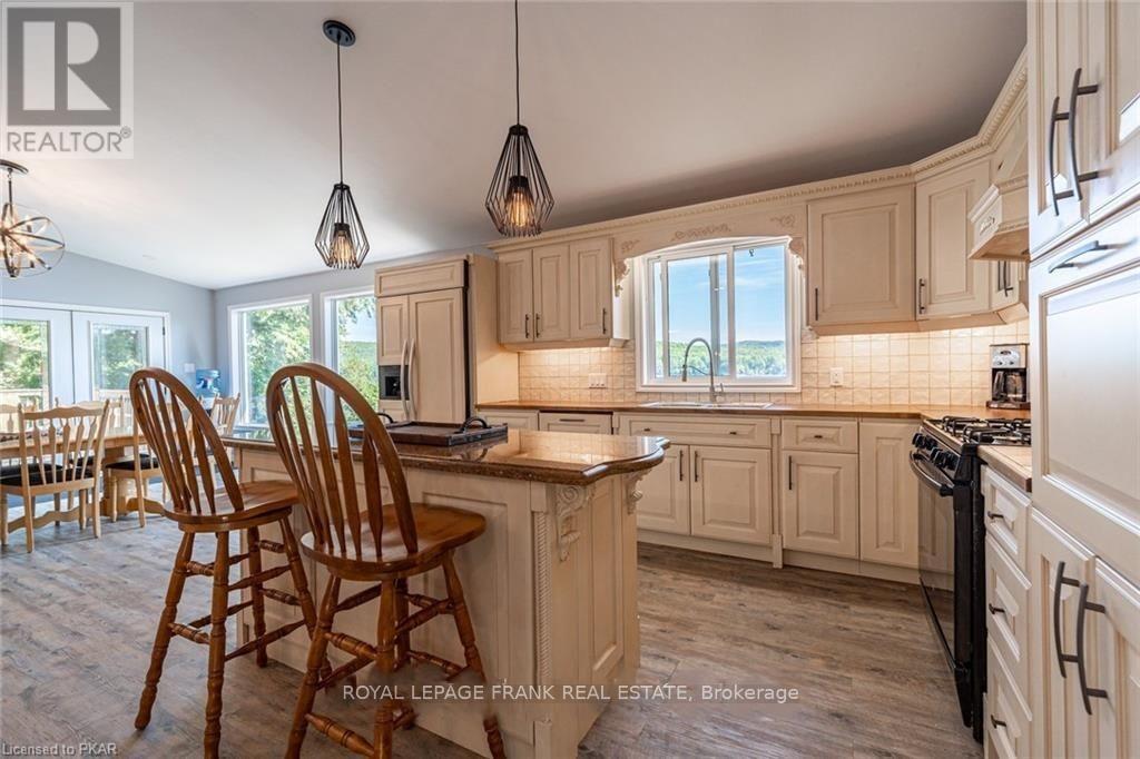 1758 PAPINEAU LAKE ROAD