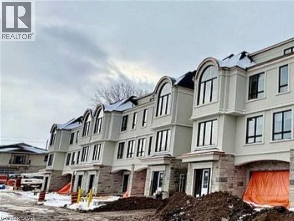 15 LAKE Street Unit# TH3