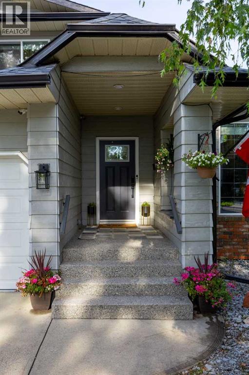 147 Midpark Drive SE