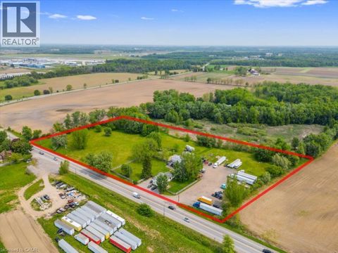 4425 FOUNTAIN Street N Cambridge ON N3H4R6