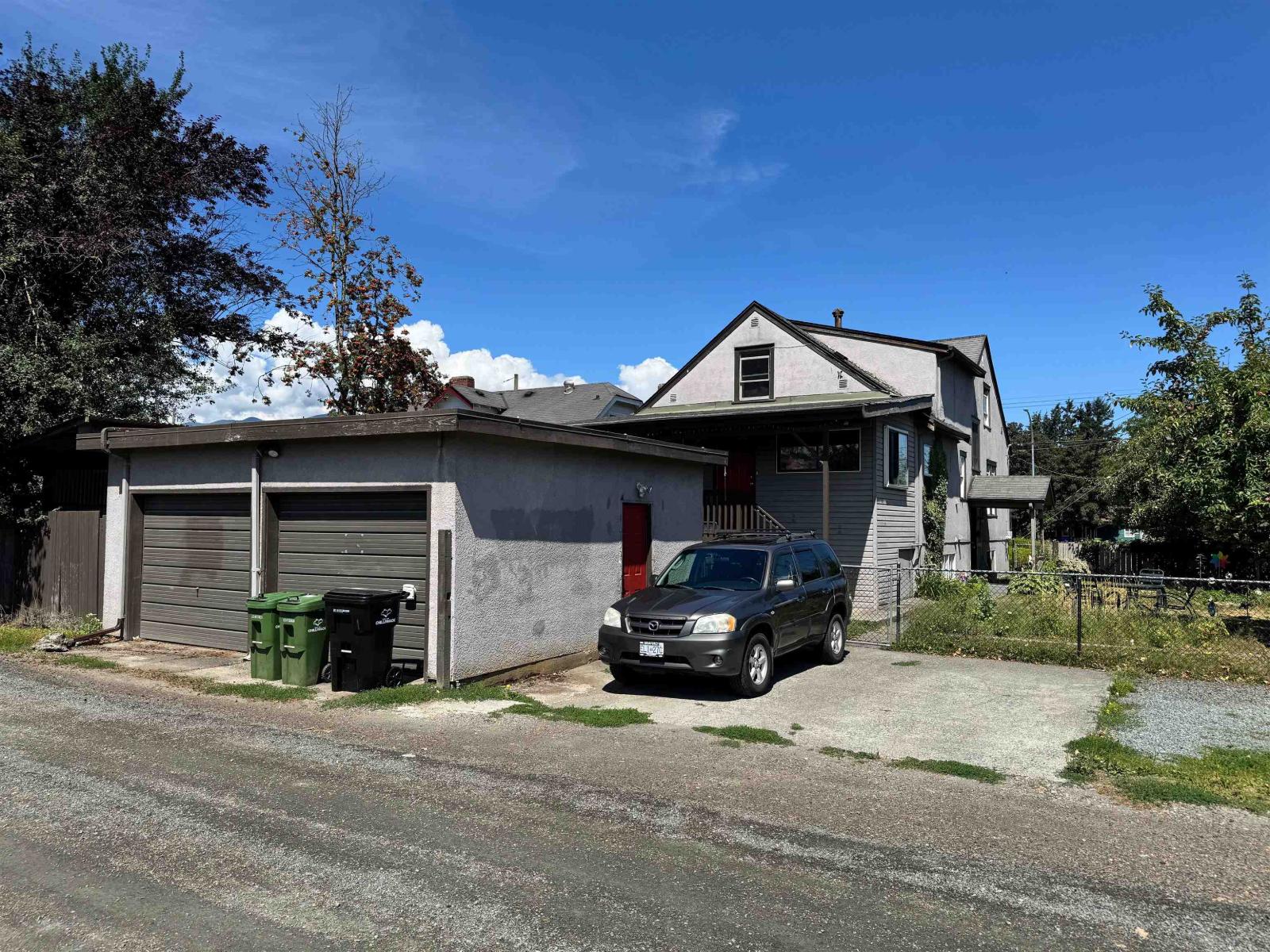 46198 FIRST AVENUE|Chilliwack Proper East
