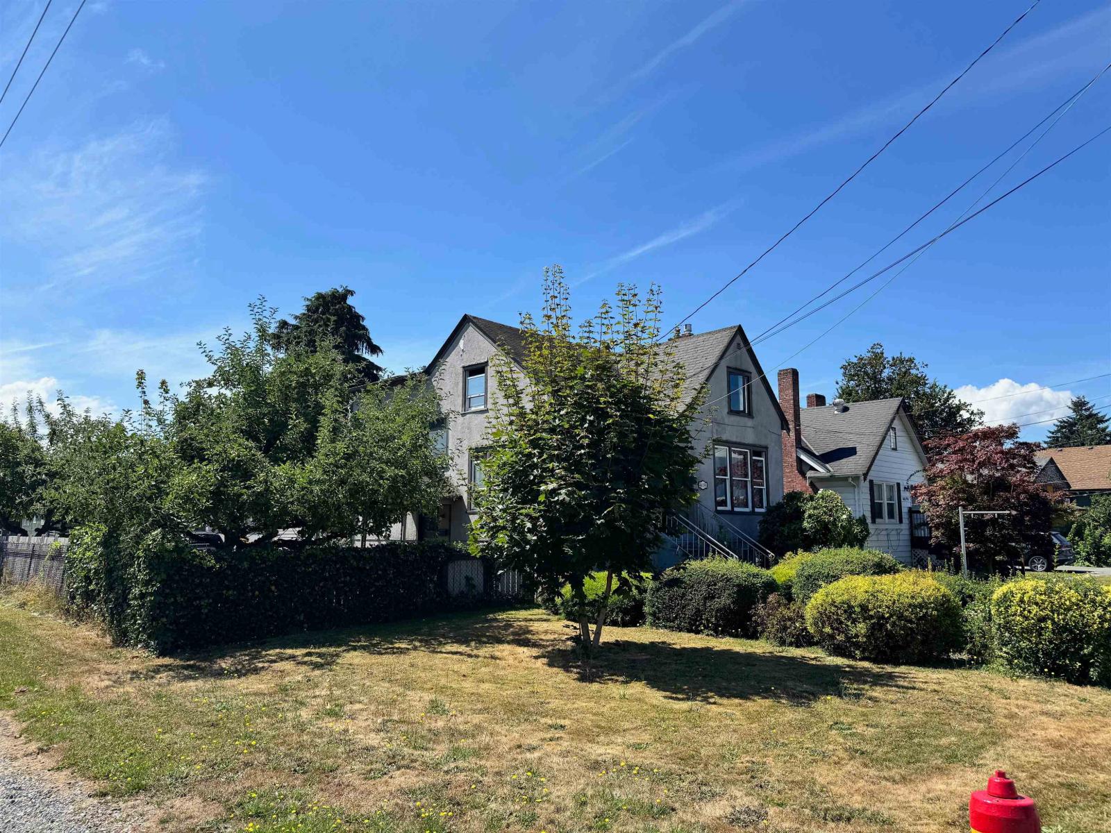46198 FIRST AVENUE|Chilliwack Proper East