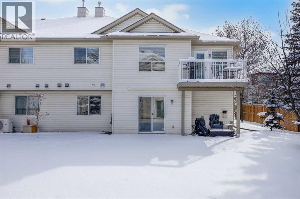 104 Mt Douglas Villas SE