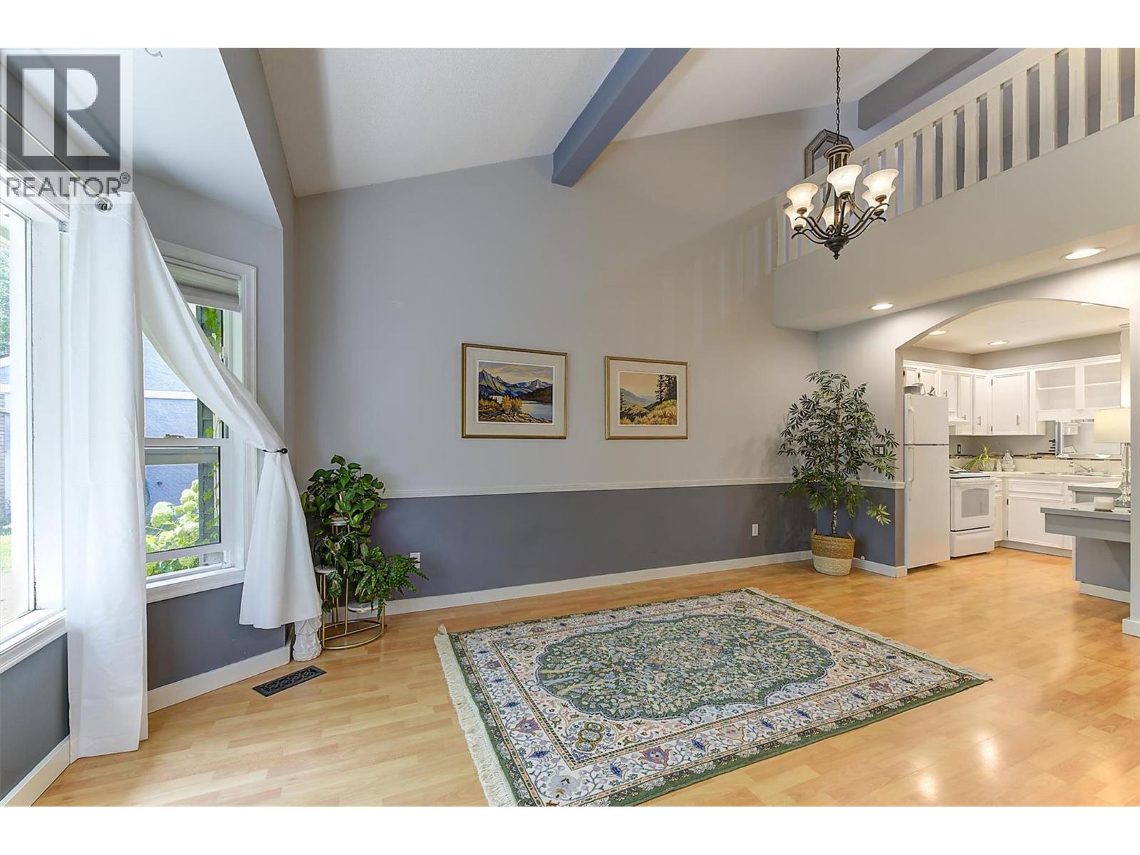 3155 Gordon Drive Unit# 404