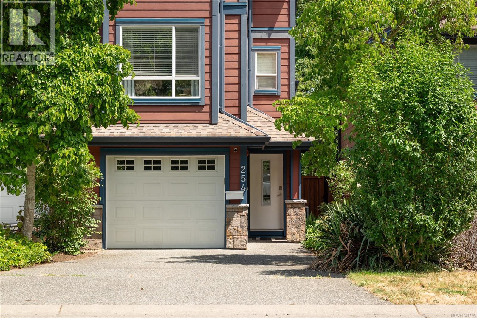 254 Caledonia Ave
