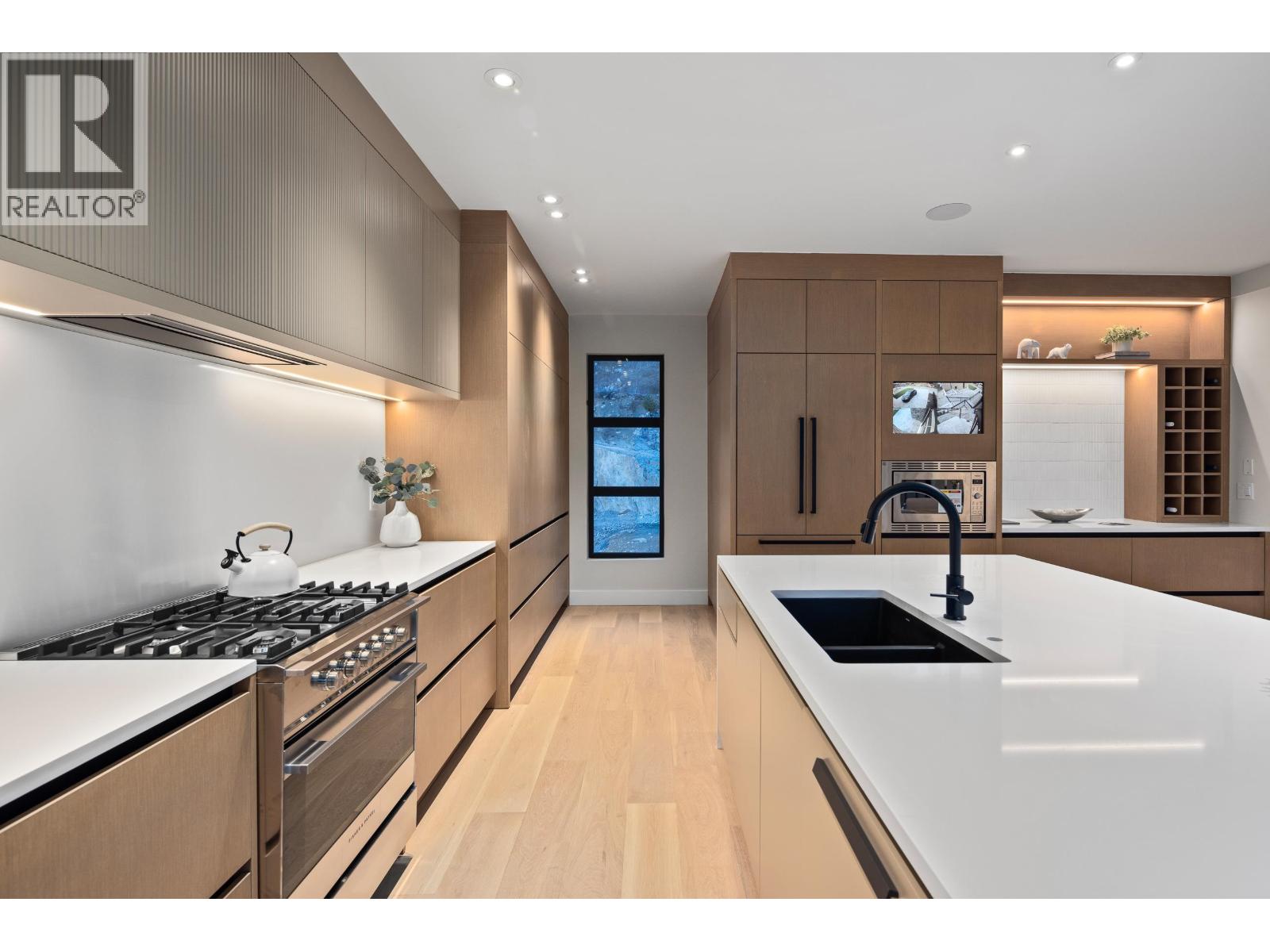 7683 CERULEAN DRIVE