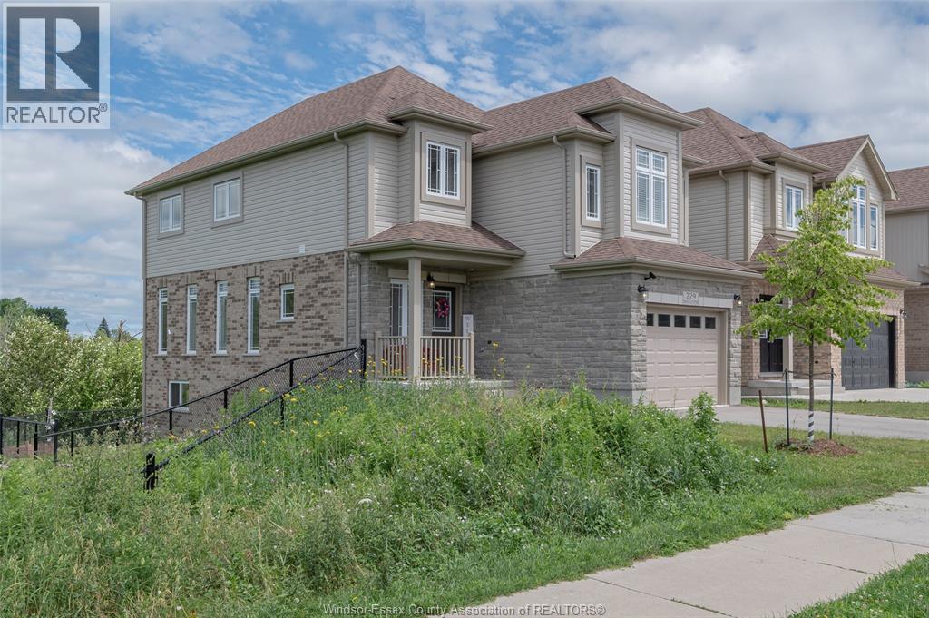 229 Macalister BOULEVARD