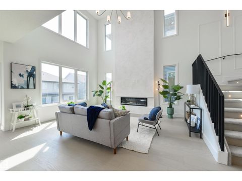 5449 KOOTOOK RD SW Edmonton AB T6W4W1