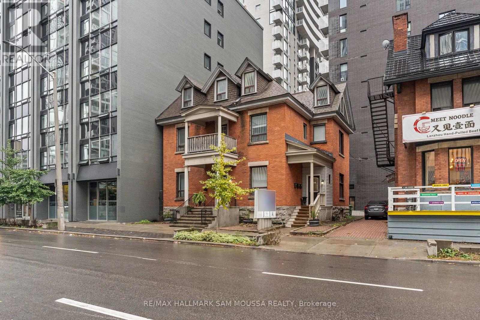 3 - 162-164 METCALFE STREET