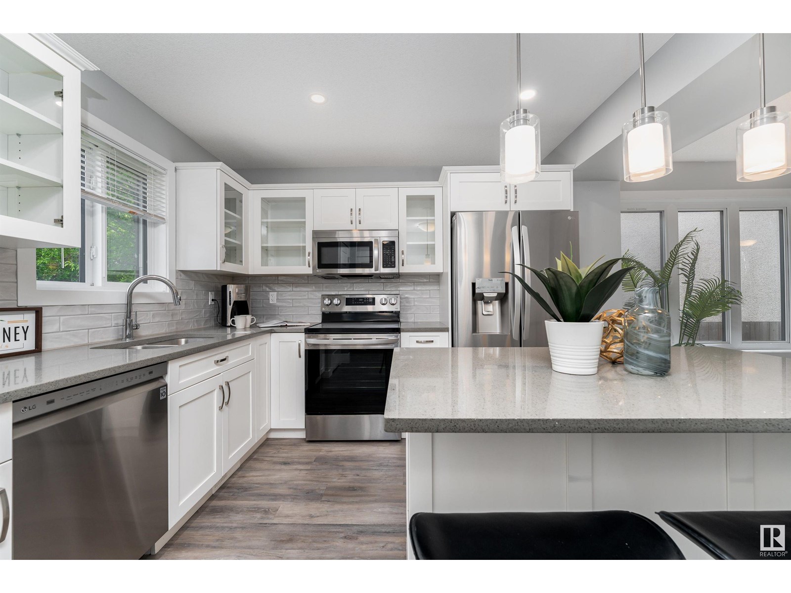 #1 12929 69 ST NW