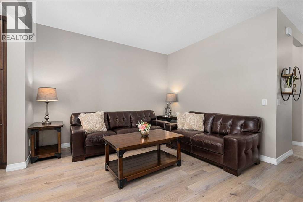 58 Kingfisher Crescent SE