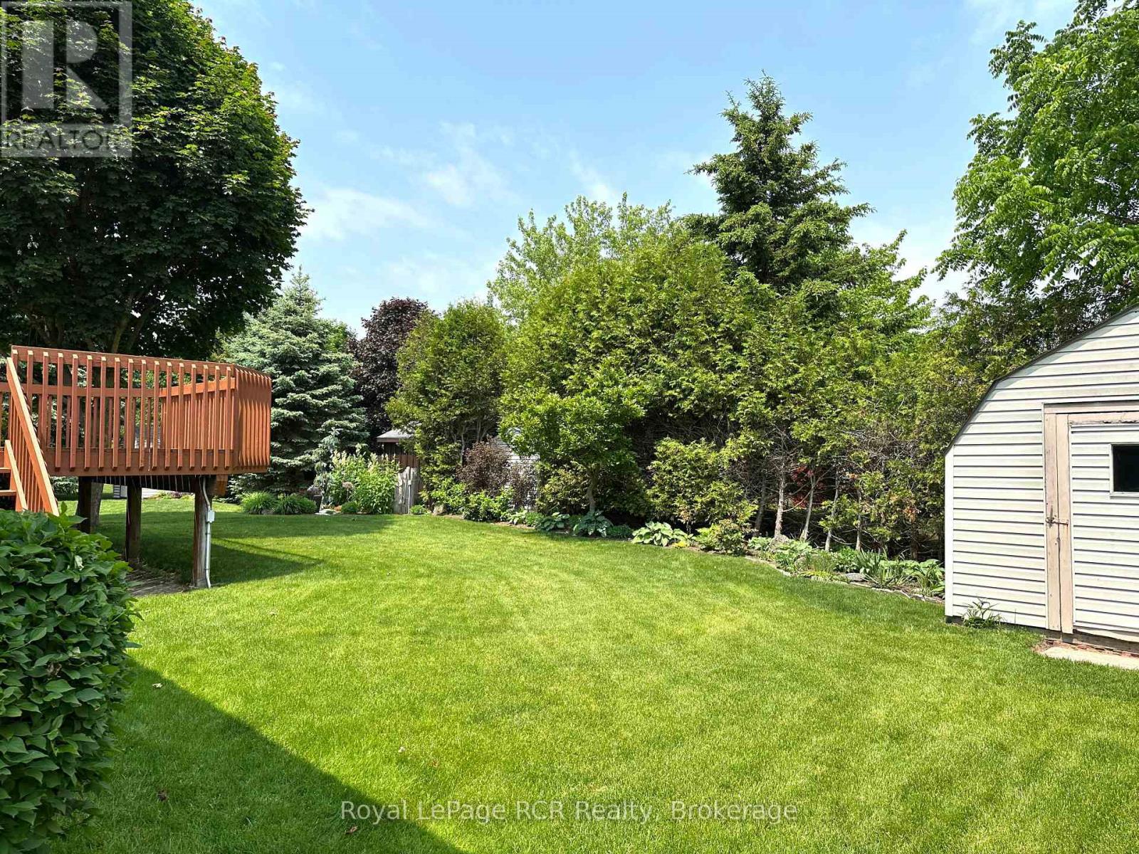 218 4TH STREET CRESCENT