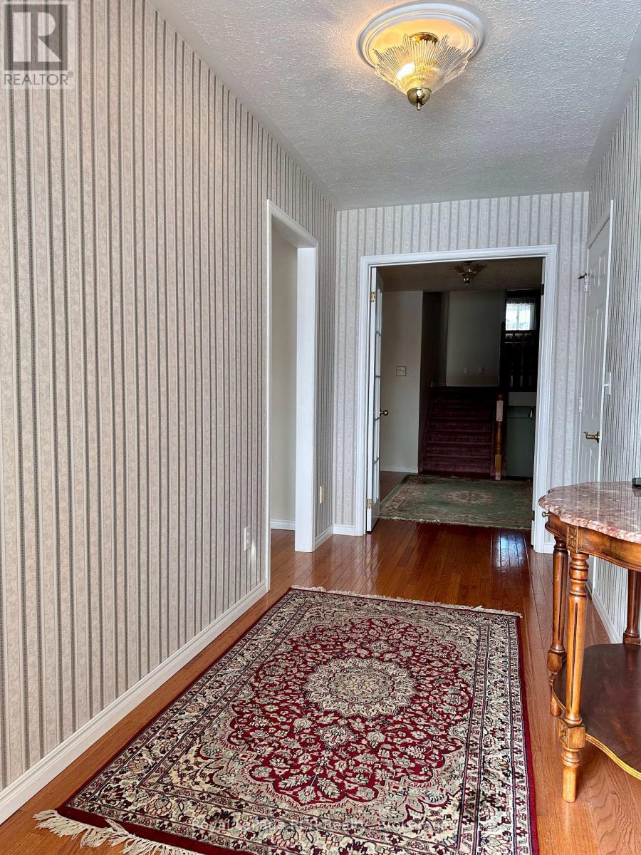 218 4TH STREET CRESCENT