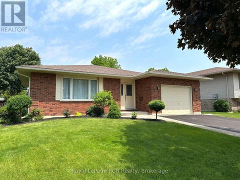 218 4TH STREET CRESCENT Hanover ON N4N3S2