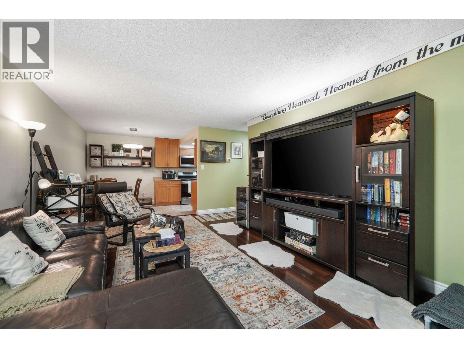 201 444 E 6TH AVENUE