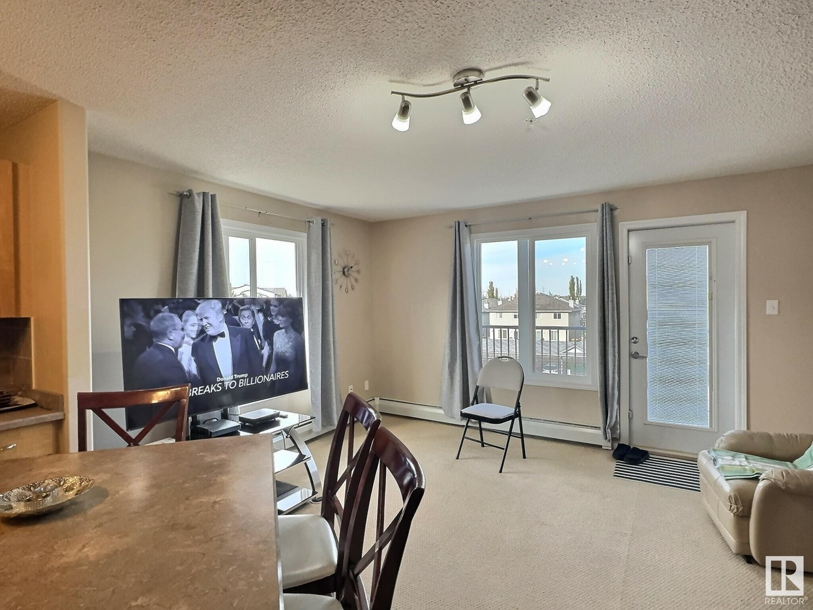 #304 111 EDWARDS DR SW