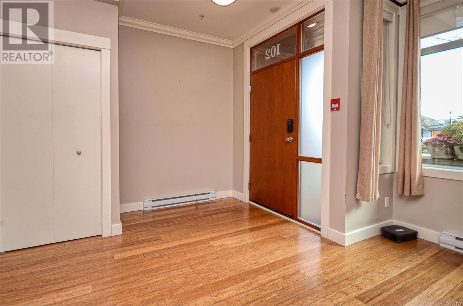 102 9820 Seaport Pl